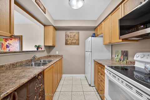 Photo 9 at 51 - 37 Southwoods Crescent, Holly, Barrie