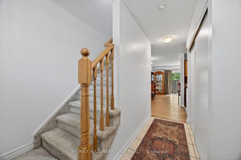 Photo 17 at 51 - 37 Southwoods Crescent, Holly, Barrie