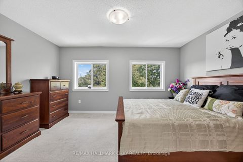 Photo 18 at 51 - 37 Southwoods Crescent, Holly, Barrie