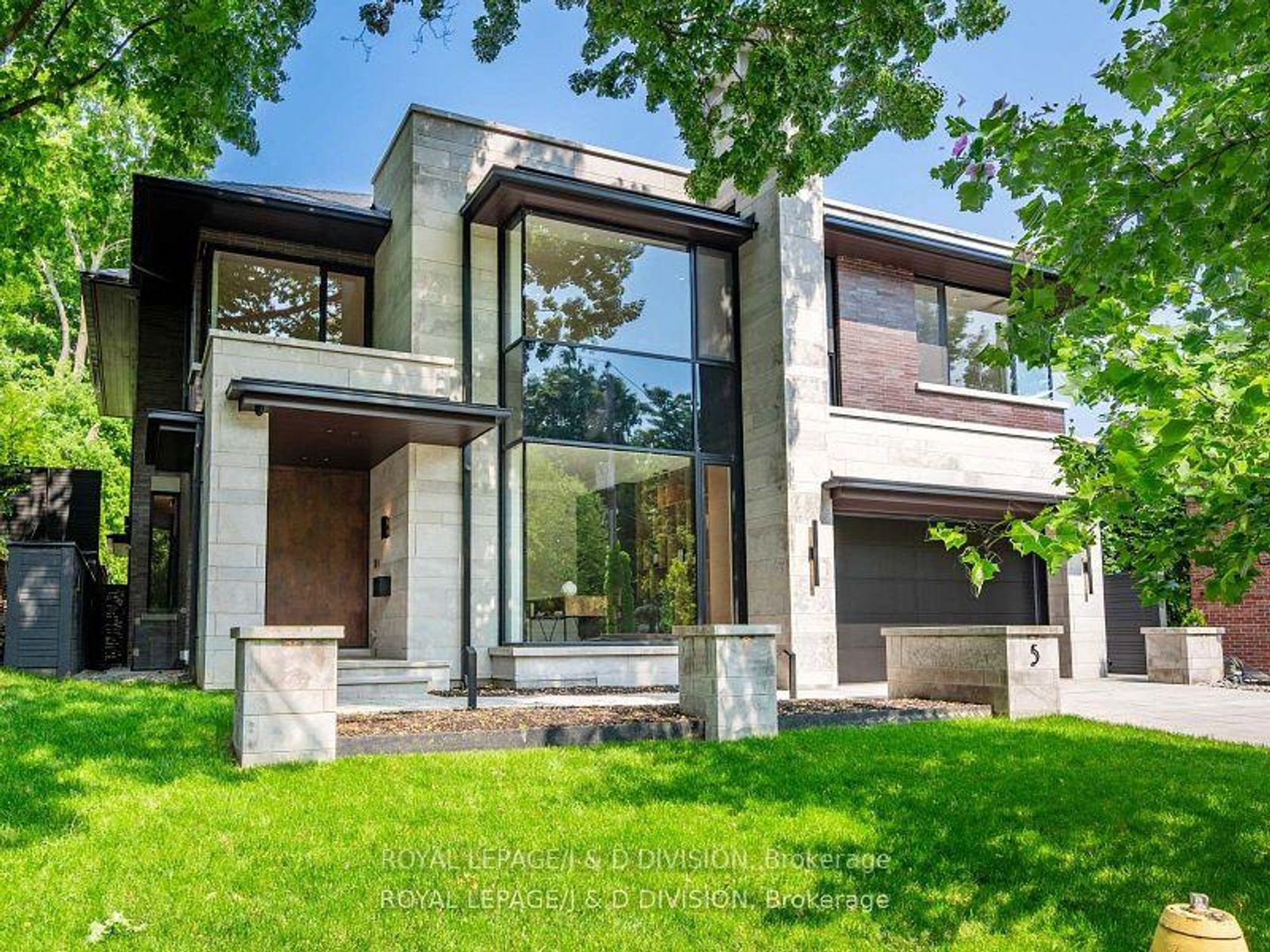 5 Fidelia Avenue, York Mills, Toronto 