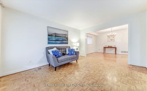 Photo 6 at 23 Jackman Crescent, West Woodbridge, Vaughan