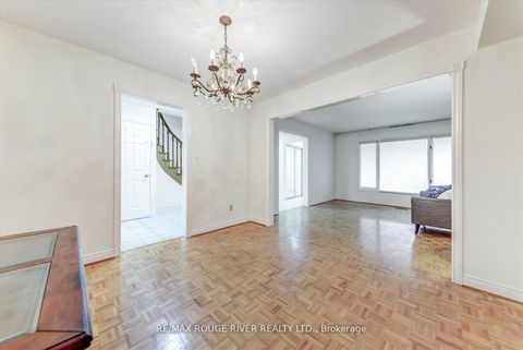 Photo 9 at 23 Jackman Crescent, West Woodbridge, Vaughan