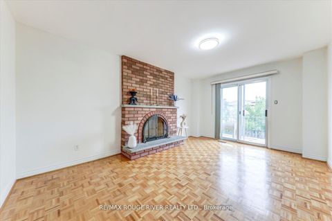 Photo 14 at 23 Jackman Crescent, West Woodbridge, Vaughan