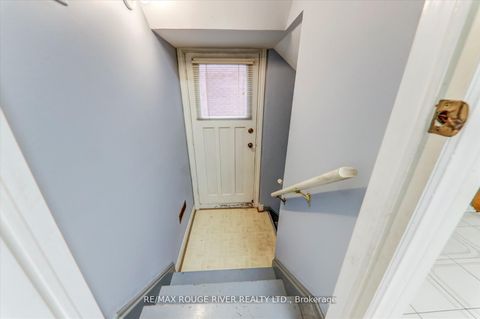 Photo 30 at 23 Jackman Crescent, West Woodbridge, Vaughan