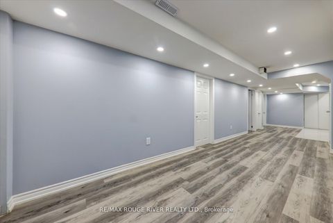 Photo 33 at 23 Jackman Crescent, West Woodbridge, Vaughan
