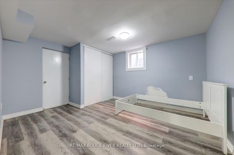 Photo 42 at 23 Jackman Crescent, West Woodbridge, Vaughan