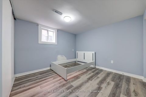 Photo 43 at 23 Jackman Crescent, West Woodbridge, Vaughan