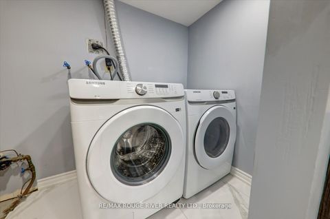 Photo 45 at 23 Jackman Crescent, West Woodbridge, Vaughan