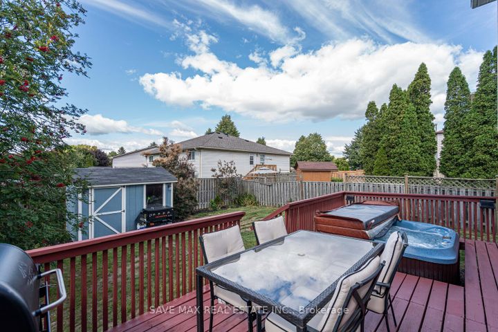 Photo 19 at 1058 Renaissance Drive, Lakeview, Oshawa