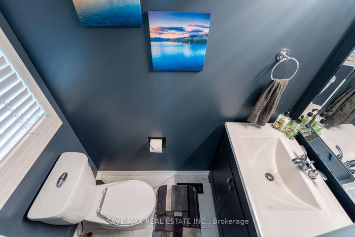 Photo 22 at 1058 Renaissance Drive, Lakeview, Oshawa