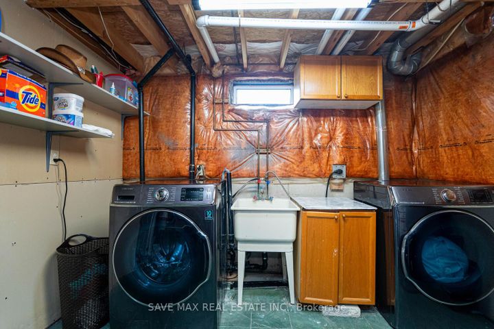 Photo 40 at 1058 Renaissance Drive, Lakeview, Oshawa