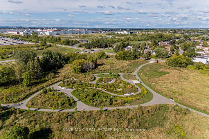 Photo 46 at 1058 Renaissance Drive, Lakeview, Oshawa