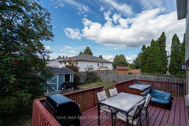 Photo 49 at 1058 Renaissance Drive, Lakeview, Oshawa