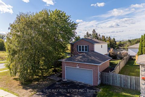 Photo 3 at 1058 Renaissance Drive, Lakeview, Oshawa