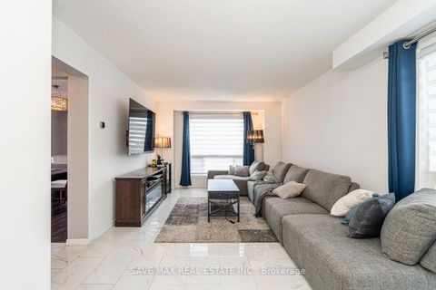 Photo 13 at 1058 Renaissance Drive, Lakeview, Oshawa