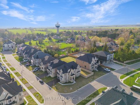 Photo 2 at 90 Broad Way, Nobleton, King