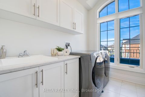 Photo 28 at 90 Broad Way, Nobleton, King