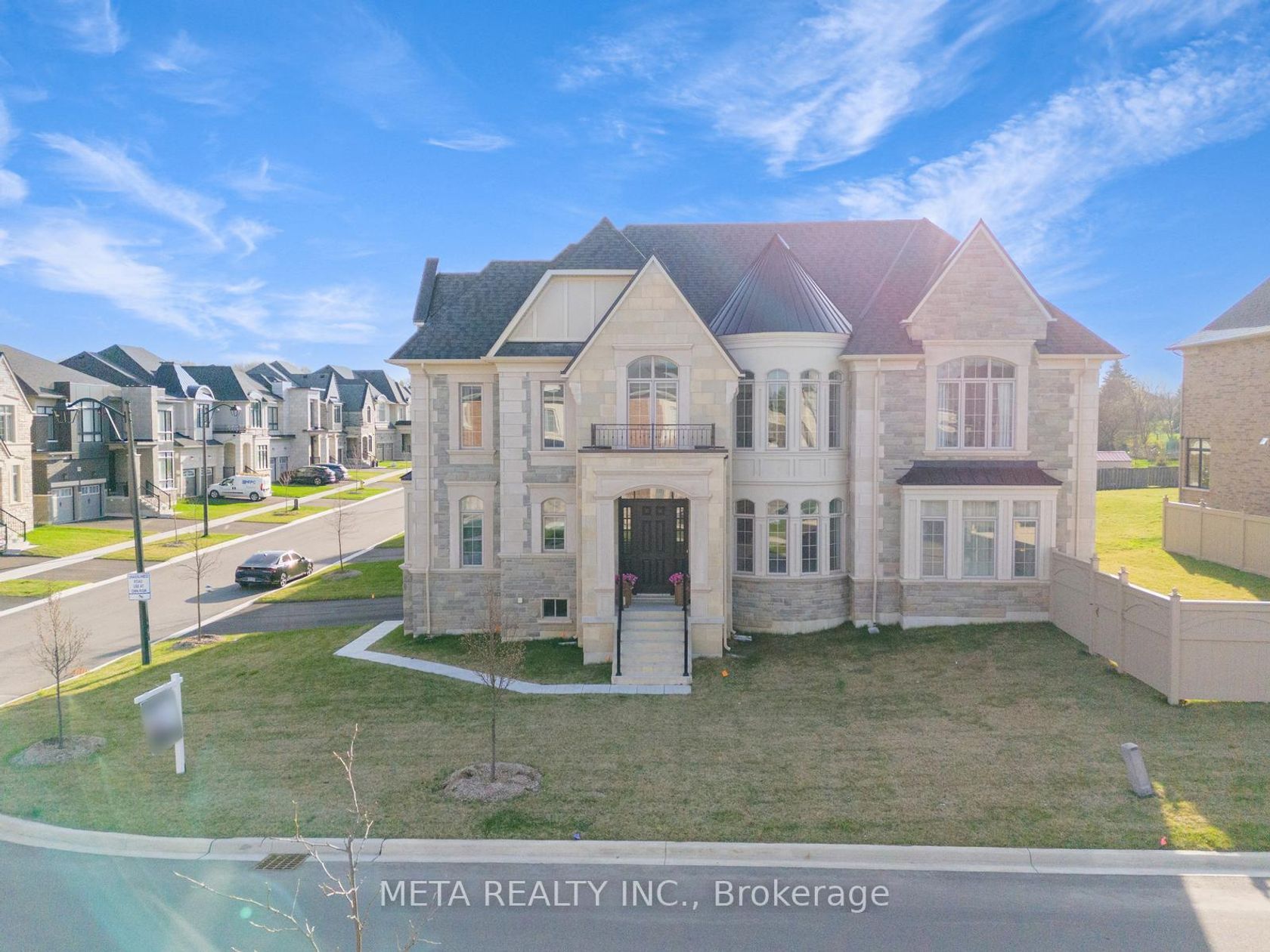 90 Broad Way, Nobleton, King 