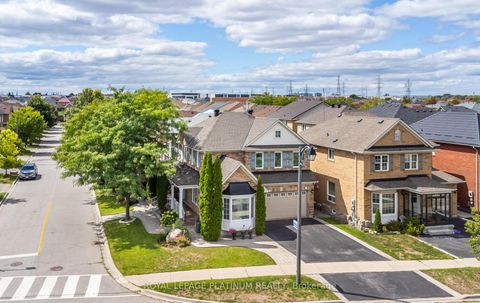 Photo 1 at 4 Skipperhill Crescent, Rouge E11, Toronto