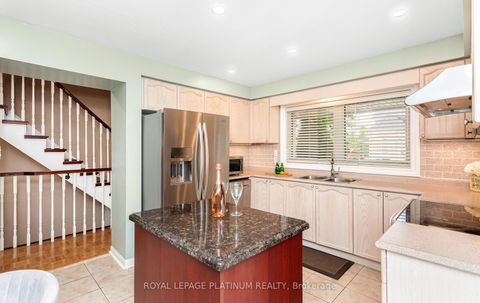 Photo 16 at 4 Skipperhill Crescent, Rouge E11, Toronto