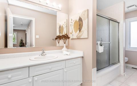 Photo 36 at 4 Skipperhill Crescent, Rouge E11, Toronto