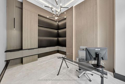 Photo 3 at 35 Foursome Crescent, Windfields, Toronto