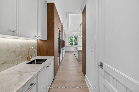 Photo 20 at 35 Foursome Crescent, Windfields, Toronto