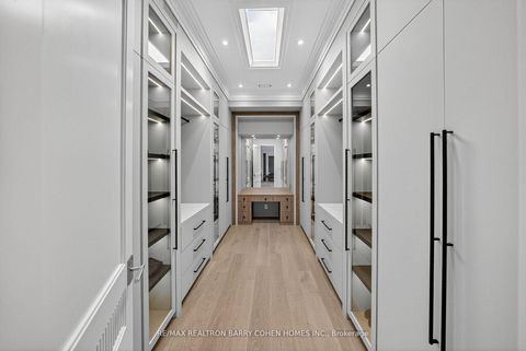 Photo 28 at 35 Foursome Crescent, Windfields, Toronto