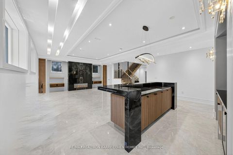 Photo 29 at 35 Foursome Crescent, Windfields, Toronto