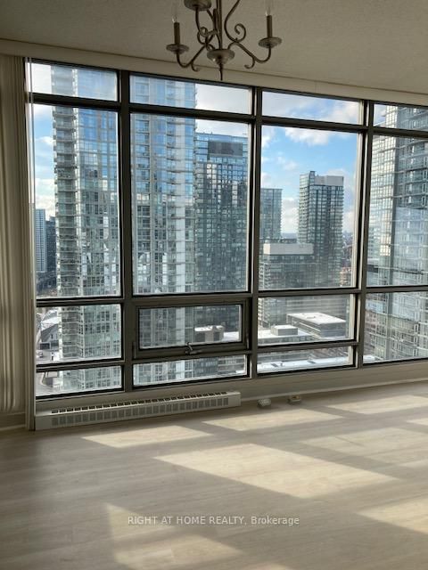 Photo 3 at 3007 - 5 Mariner Terrace, Waterfront Communities C1, Toronto