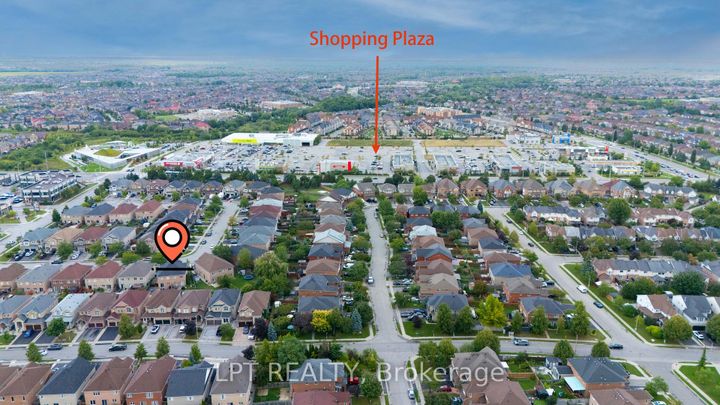 Photo 3 at 78 Dewridge Court, Wellington, Brampton