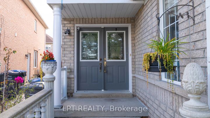 Photo 7 at 78 Dewridge Court, Wellington, Brampton