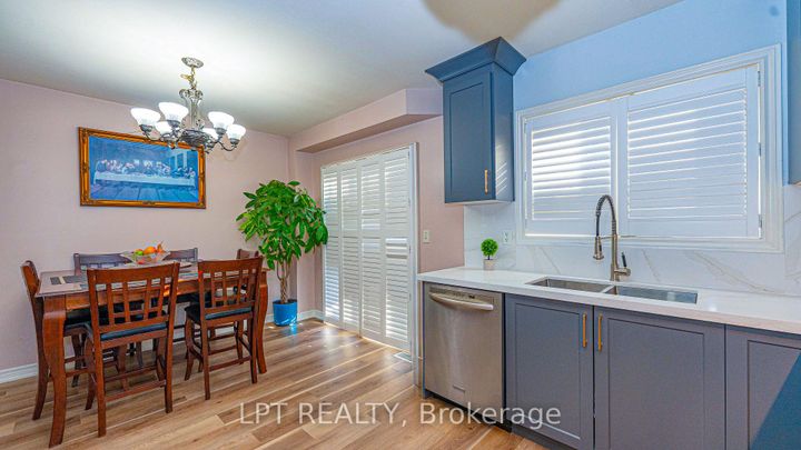 Photo 13 at 78 Dewridge Court, Wellington, Brampton