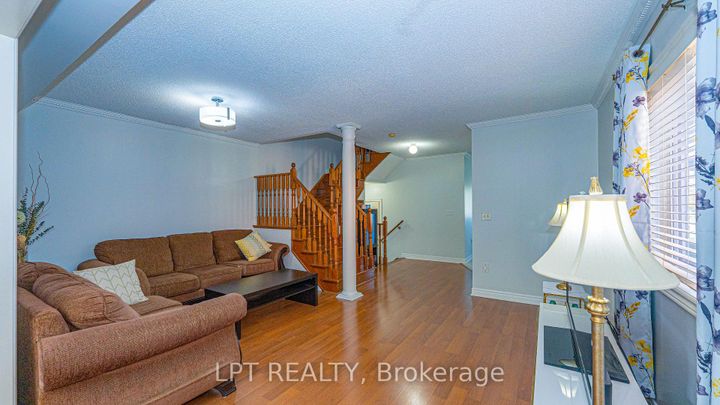 Photo 20 at 78 Dewridge Court, Wellington, Brampton