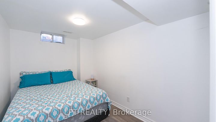 Photo 38 at 78 Dewridge Court, Wellington, Brampton
