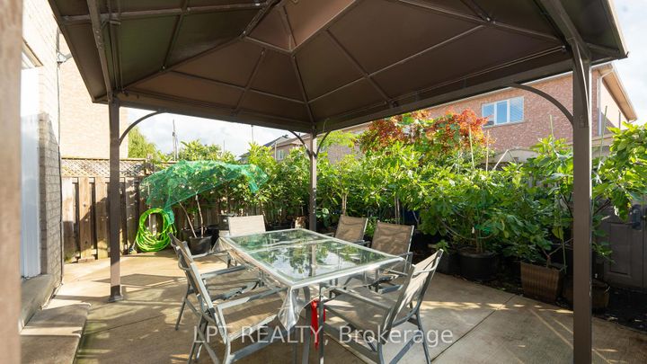 Photo 40 at 78 Dewridge Court, Wellington, Brampton