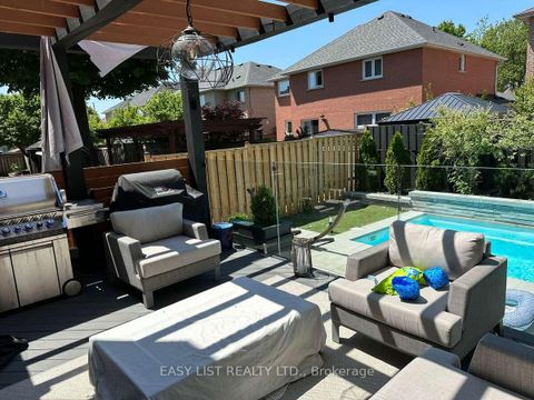 Photo 1 at 6 Devonridge Crescent, Highland Creek, Toronto