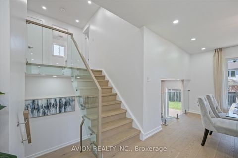 Photo 13 at 1397 Highgate Court, FA Falgarwood, Oakville