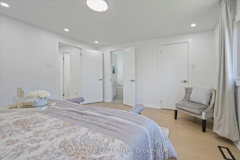 Photo 15 at 1397 Highgate Court, FA Falgarwood, Oakville