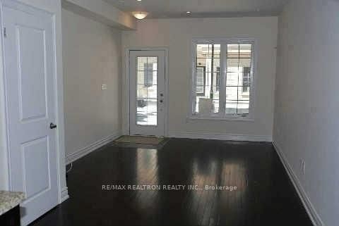 Photo 1 at 17 - 20 Hargrave Lane, York Mills, Toronto