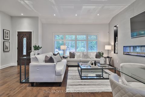 Photo 5 at 2054 Rebecca Street, BR Bronte, Oakville