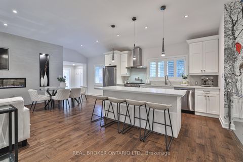 Photo 13 at 2054 Rebecca Street, BR Bronte, Oakville