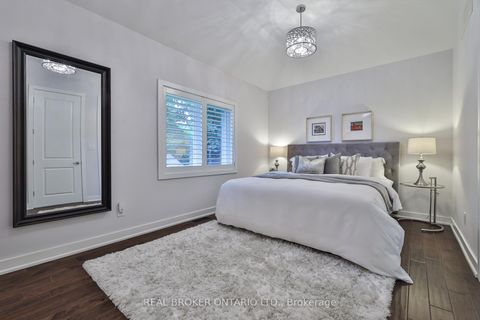 Photo 21 at 2054 Rebecca Street, BR Bronte, Oakville
