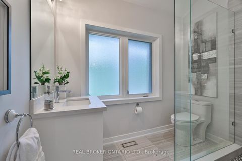 Photo 27 at 2054 Rebecca Street, BR Bronte, Oakville