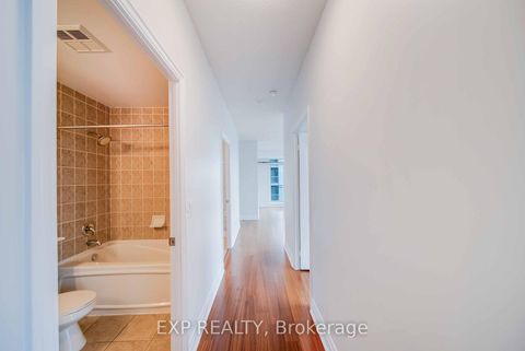 Photo 15 at 1003 - 2119 Lakeshore Boulevard W, Mimico, Toronto
