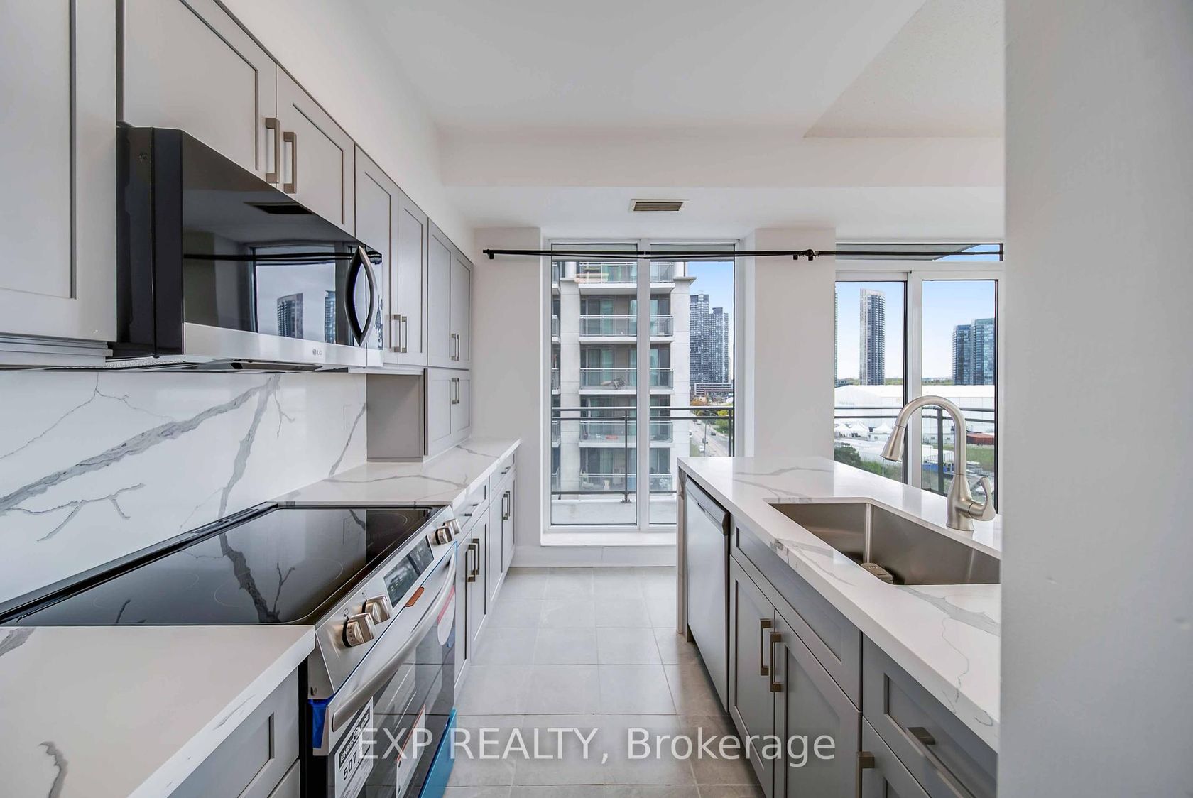 1003 - 2119 Lakeshore Boulevard W, Mimico, Toronto 
