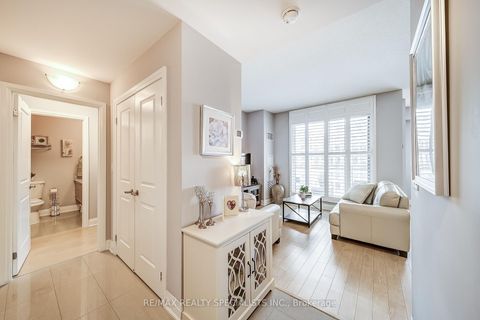 Photo 9 at 710 - 24 Woodstream Boulevard, Vaughan Grove, Vaughan