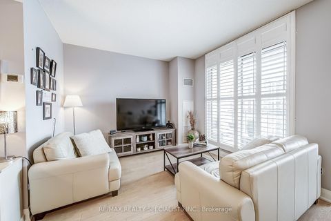 Photo 12 at 710 - 24 Woodstream Boulevard, Vaughan Grove, Vaughan