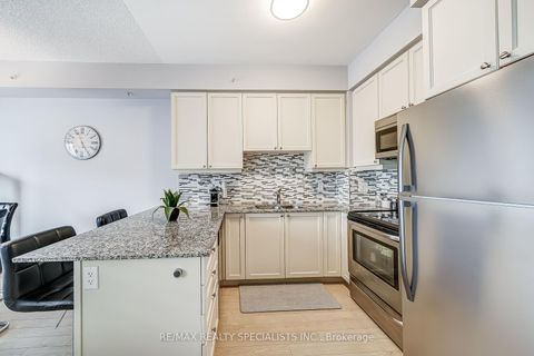 Photo 15 at 710 - 24 Woodstream Boulevard, Vaughan Grove, Vaughan