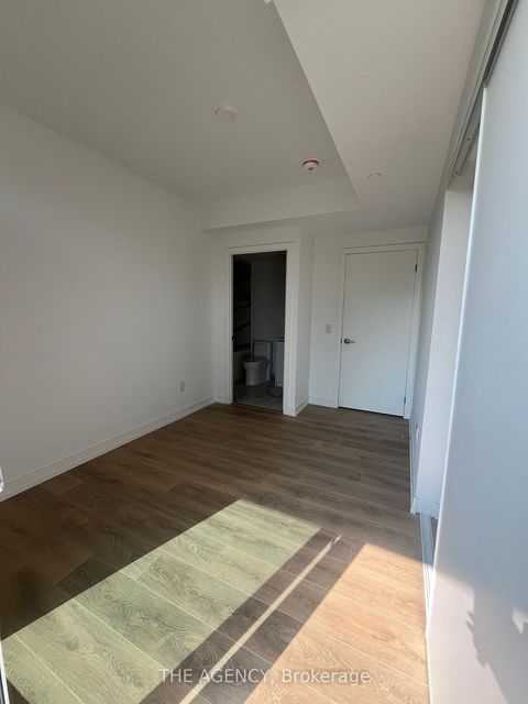 Photo 11 at 215 - 1100 Sheppard Avenue W, York University Heights, Toronto